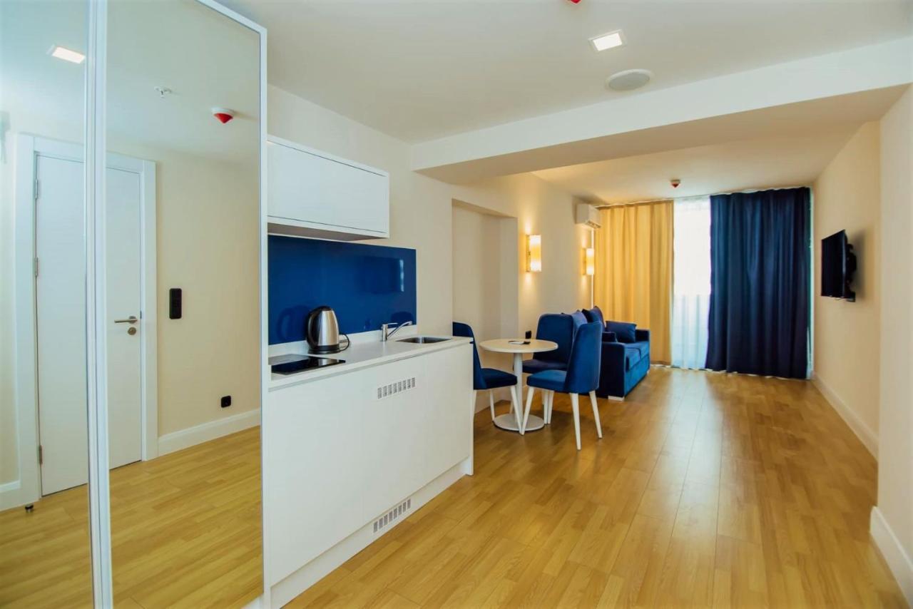 Orbi City Sea View - Special Category Aparthotel Batumi Exterior foto